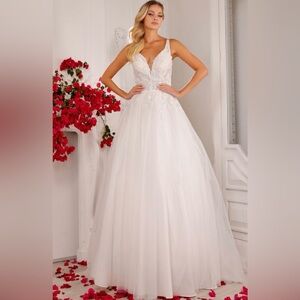 🚨 BRIDAL SALE NWT Gorgeous Ivory Tulle & Lace Appliqué A-Line Wedding Gown SZ:22